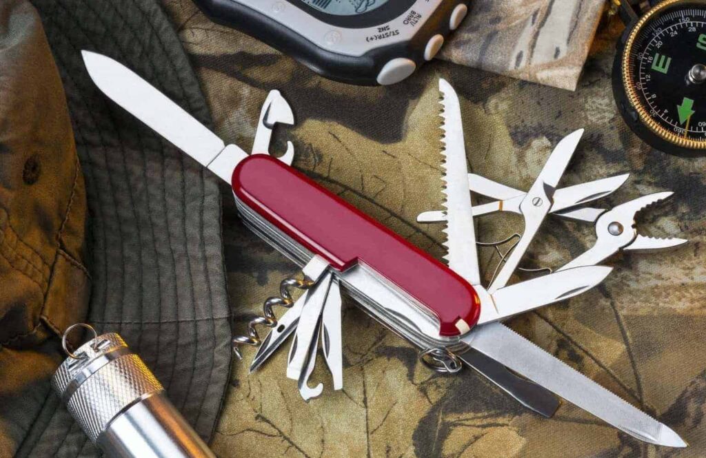 swiss army knife uses