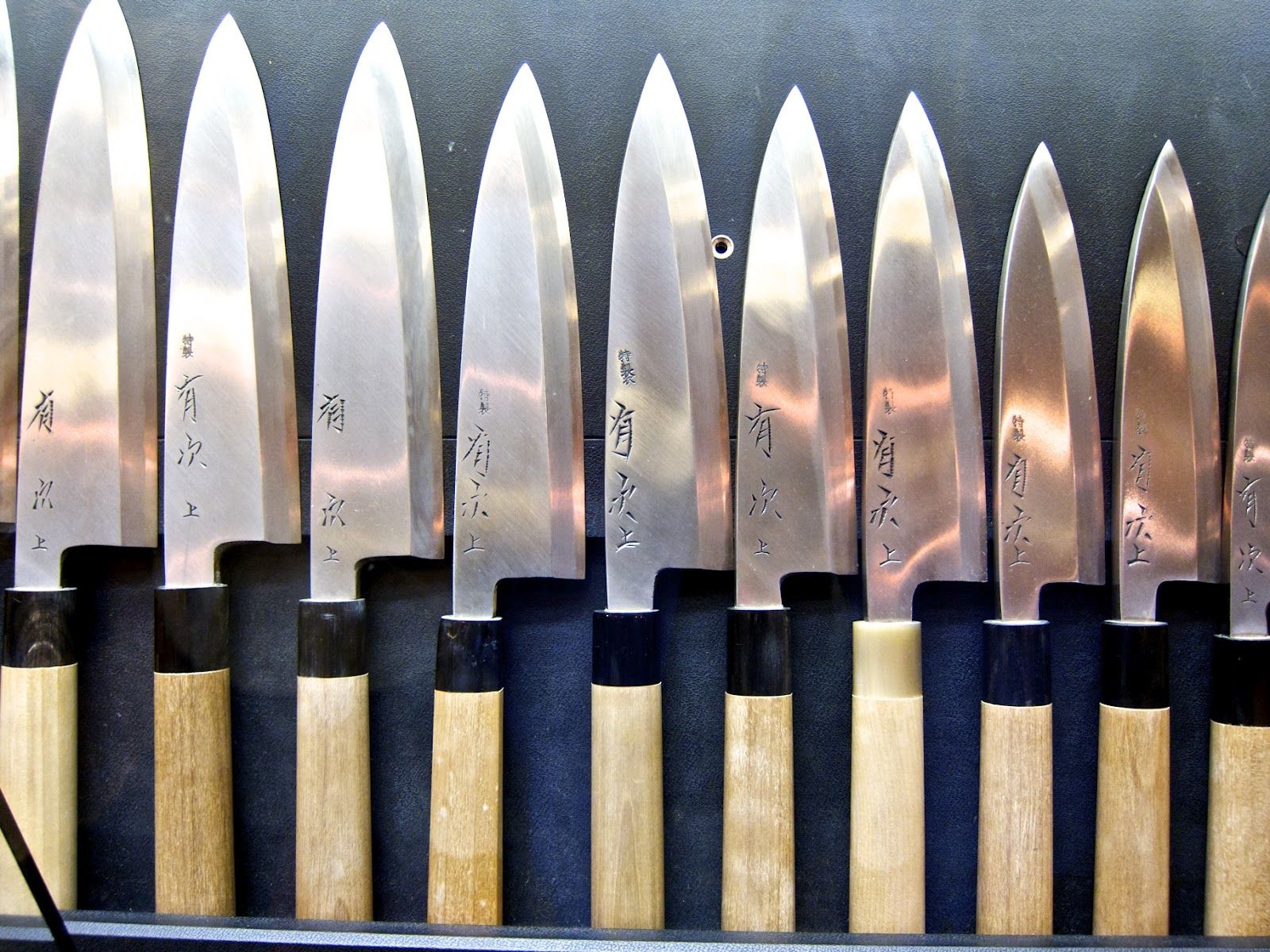 Kolik nožů si mohu přivézt z Japonska?